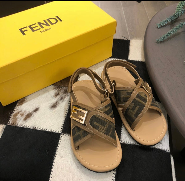 Fendy Double cross sandal